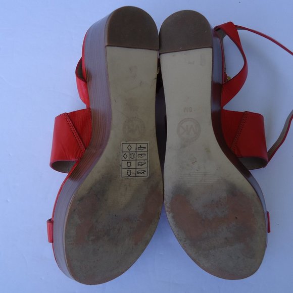 SIZE 8M. Michael by Michael Kors wedge heel sandals. - Picture 7 of 8